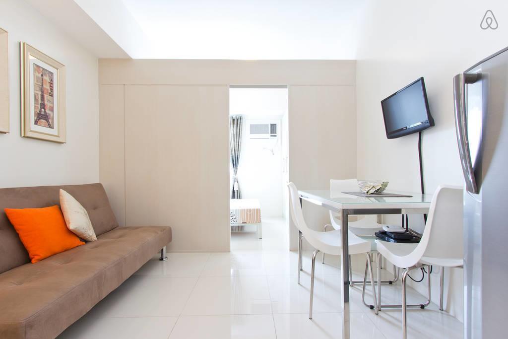 Condo Studio Luxe In Princeton Residences Manila Bagian luar foto