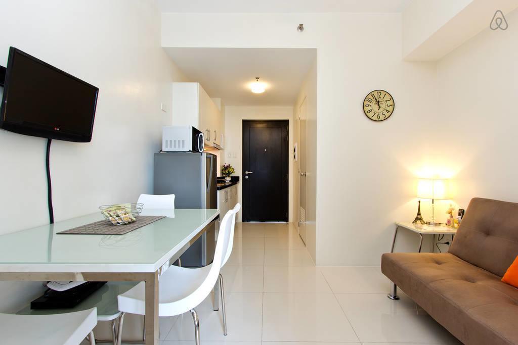 Condo Studio Luxe In Princeton Residences Manila Bagian luar foto