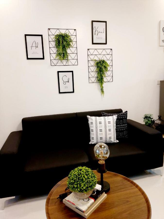 Condo Studio Luxe In Princeton Residences Manila Bagian luar foto