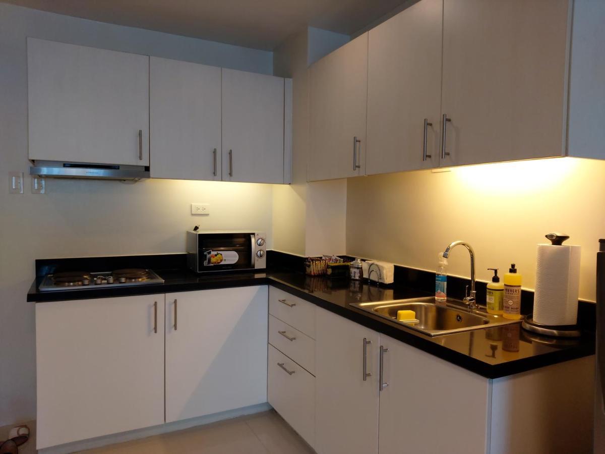Condo Studio Luxe In Princeton Residences Manila Bagian luar foto