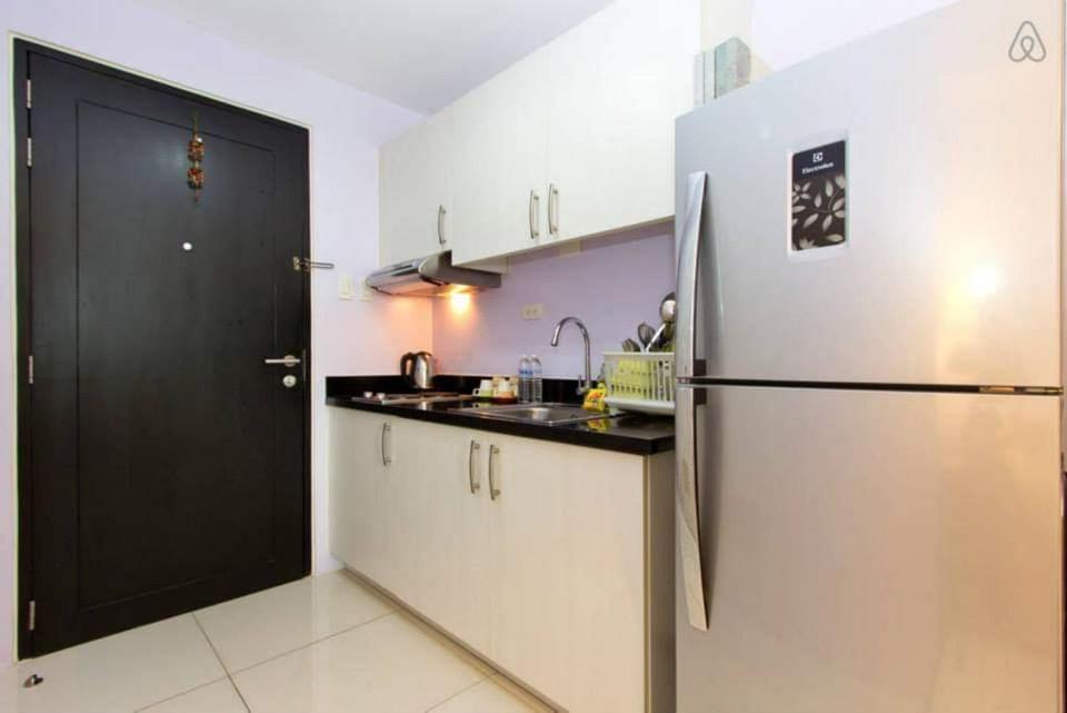 Condo Studio Luxe In Princeton Residences Manila Bagian luar foto